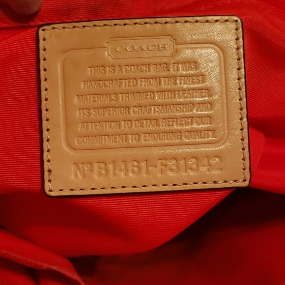 Coach purse - Picture 3 of 7